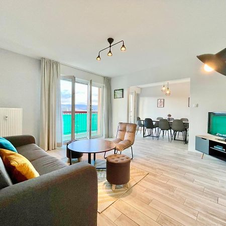 Apartamento Colmar - La Cigogne - Balcon - Vue Degagee - Netflix - Wifi Fibre - Parking Gratuit - Quartier Populaire Exterior foto