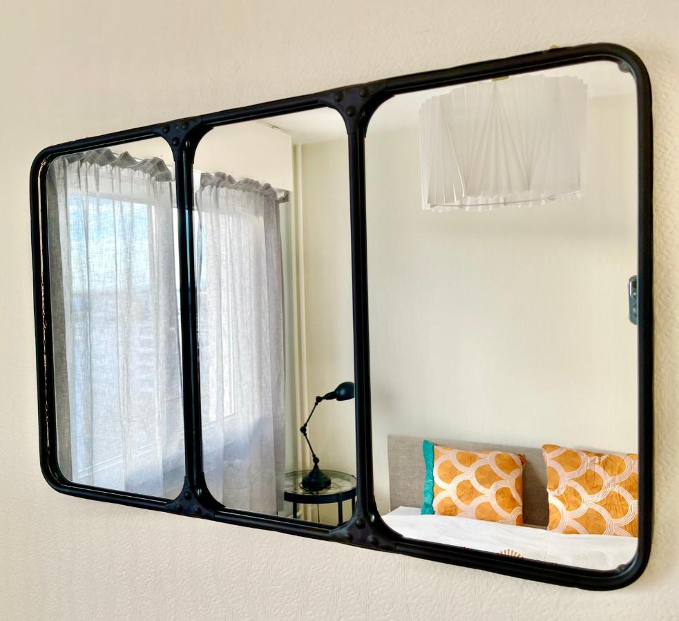 Apartamento Colmar - La Cigogne - Balcon - Vue Degagee - Netflix - Wifi Fibre - Parking Gratuit - Quartier Populaire Exterior foto
