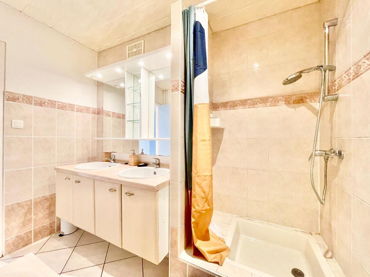 Apartamento Colmar - La Cigogne - Balcon - Vue Degagee - Netflix - Wifi Fibre - Parking Gratuit - Quartier Populaire Exterior foto